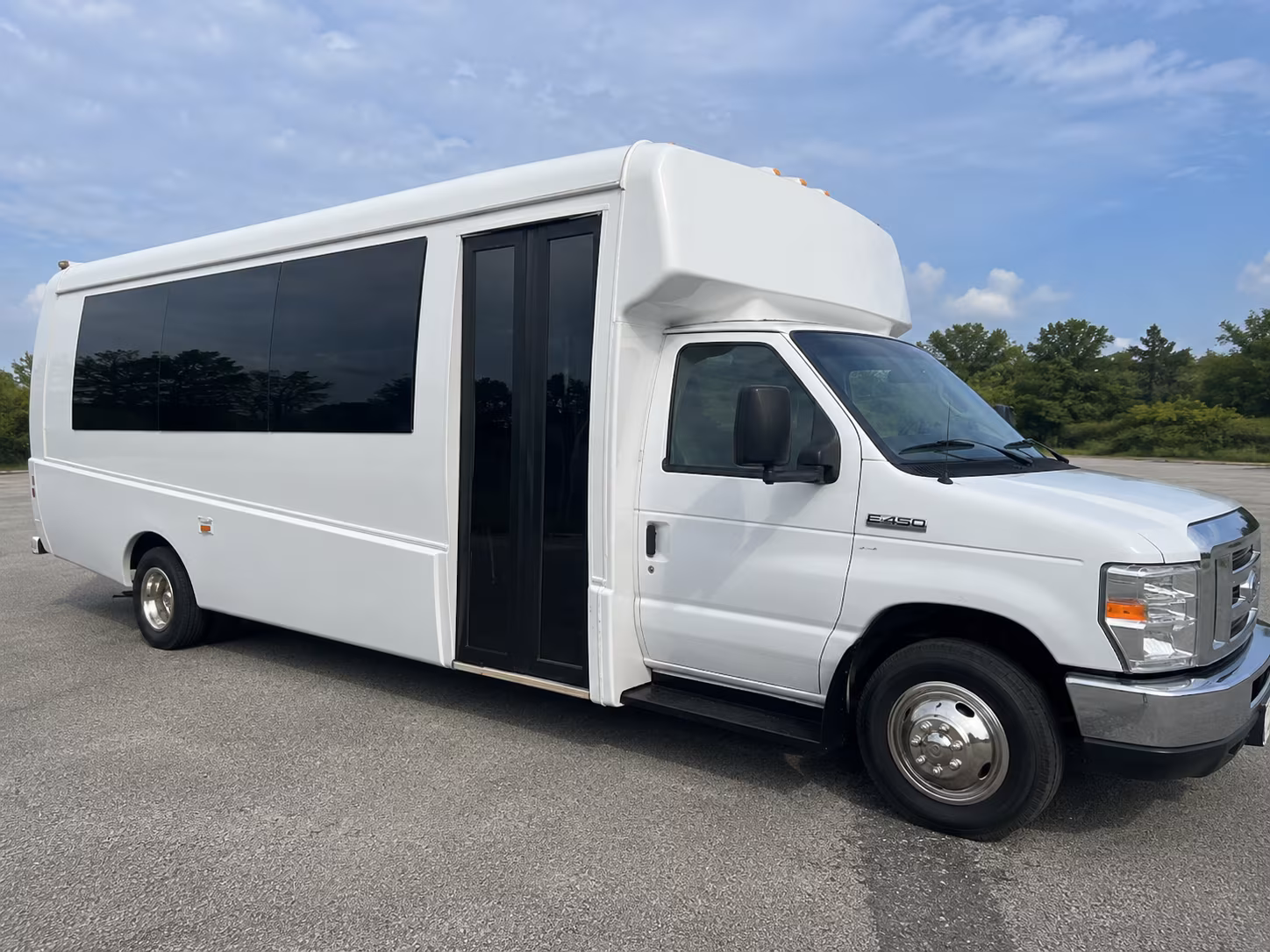 Lewisville Birthday, Sweet 16, & Quinceañera Party Bus Rentals